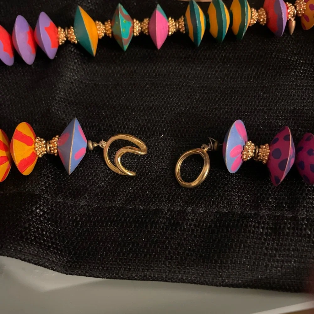 Vintage Vibrant Painted Wooden Beaded Necklace